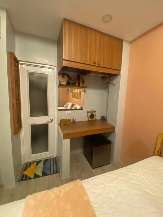 Rain Airport Bed And Breakfast Paranaque City Exterior foto