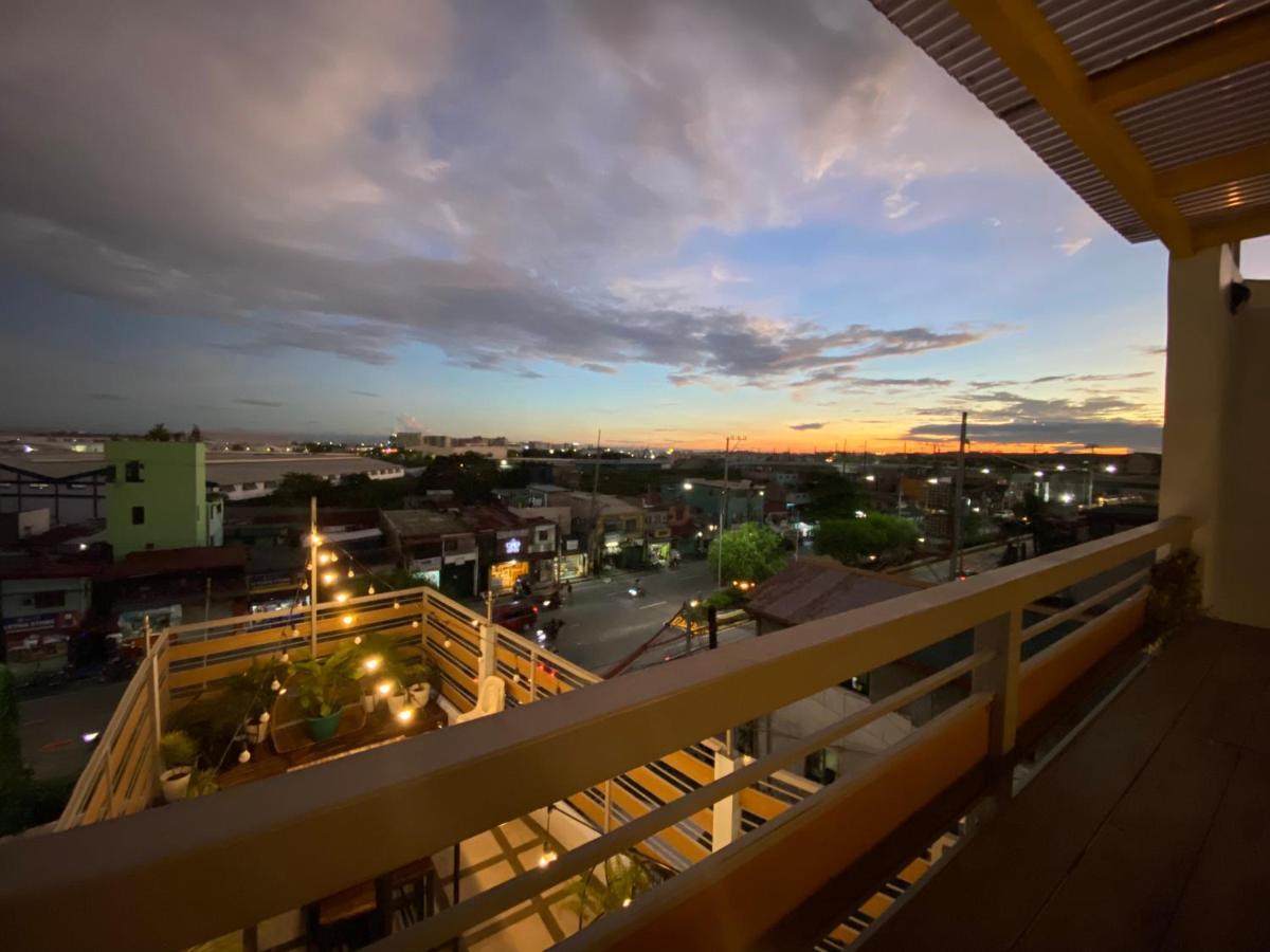 Rain Airport Bed And Breakfast Paranaque City Exterior foto