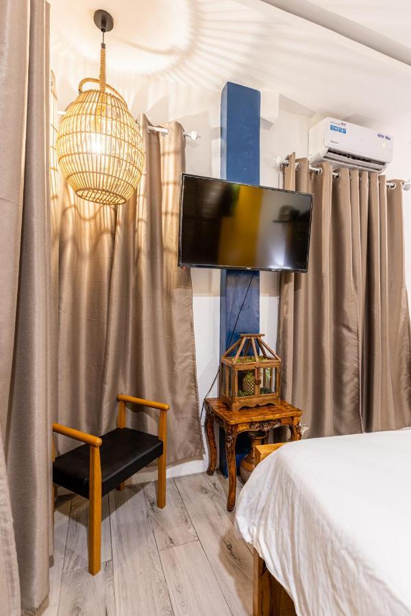 Rain Airport Bed And Breakfast Paranaque City Exterior foto