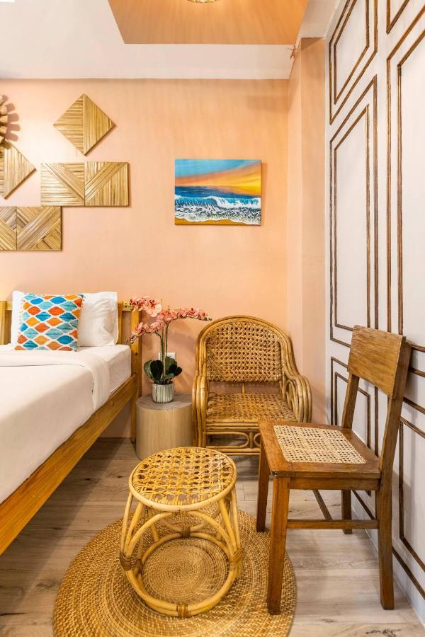 Rain Airport Bed And Breakfast Paranaque City Exterior foto